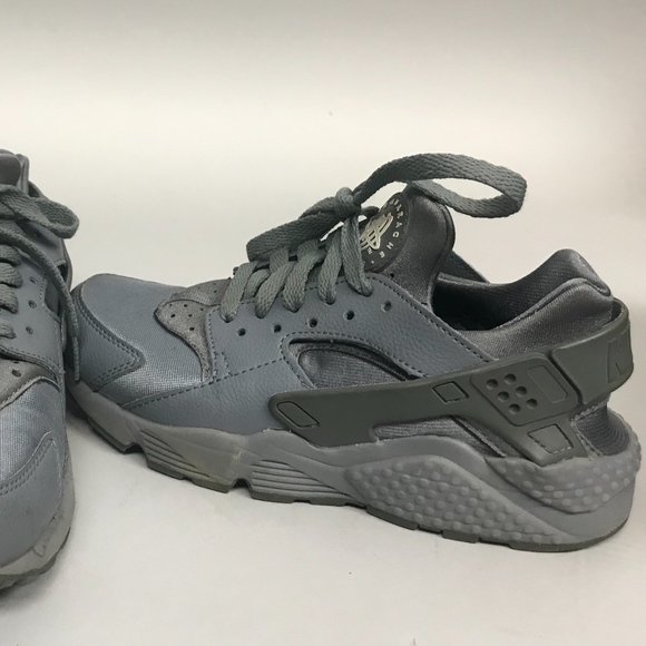 grey nike huarache